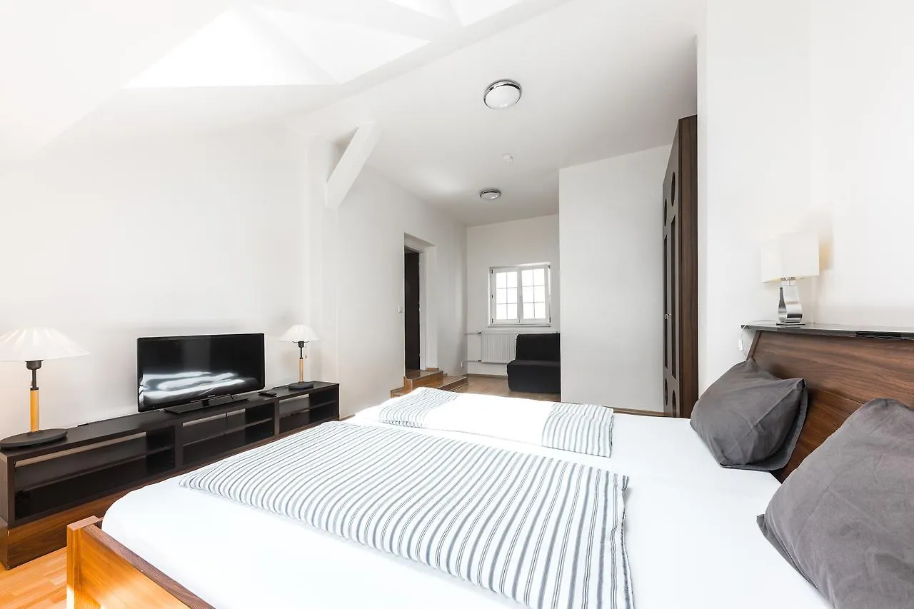 Jacob Brno Apartments 0*,